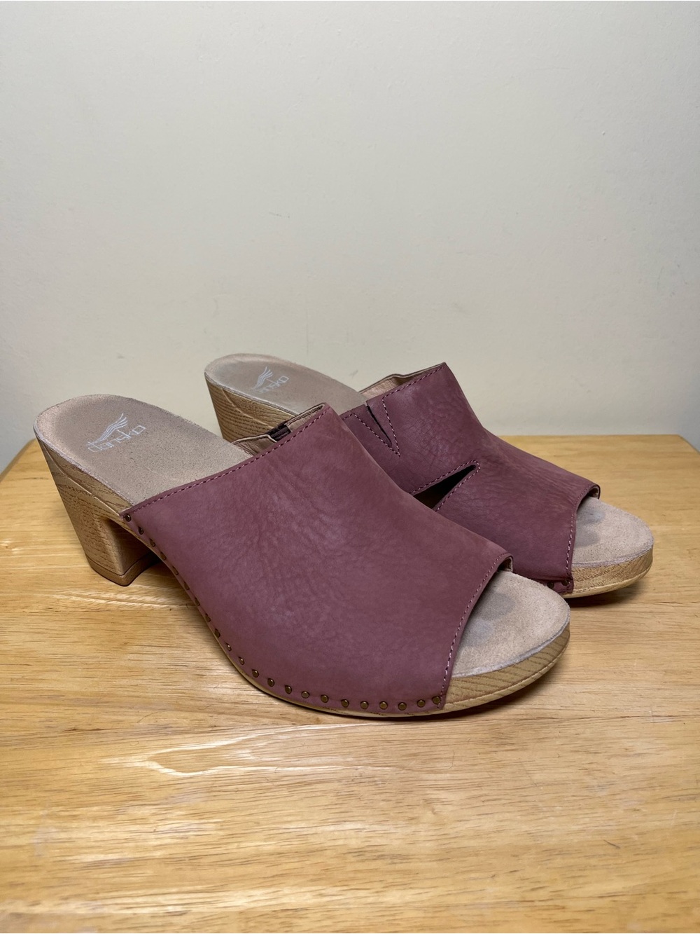 Dansko Tandie Peep Toe Mule Sandal Block Heel Rose Pink Size 40 Women’s 9.5-10